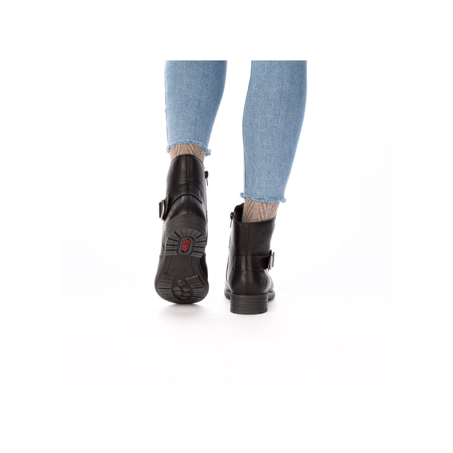 schwarze damen-stiefel mit reißverschluss rieker 79462-00
